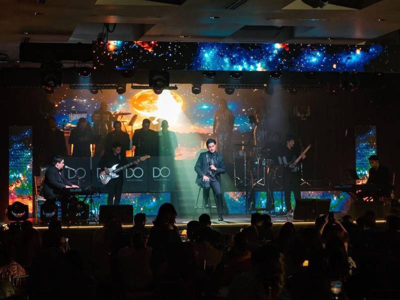 Daniel Ochoa y su orquesta durante una de sus últimas presentaciones musicales.