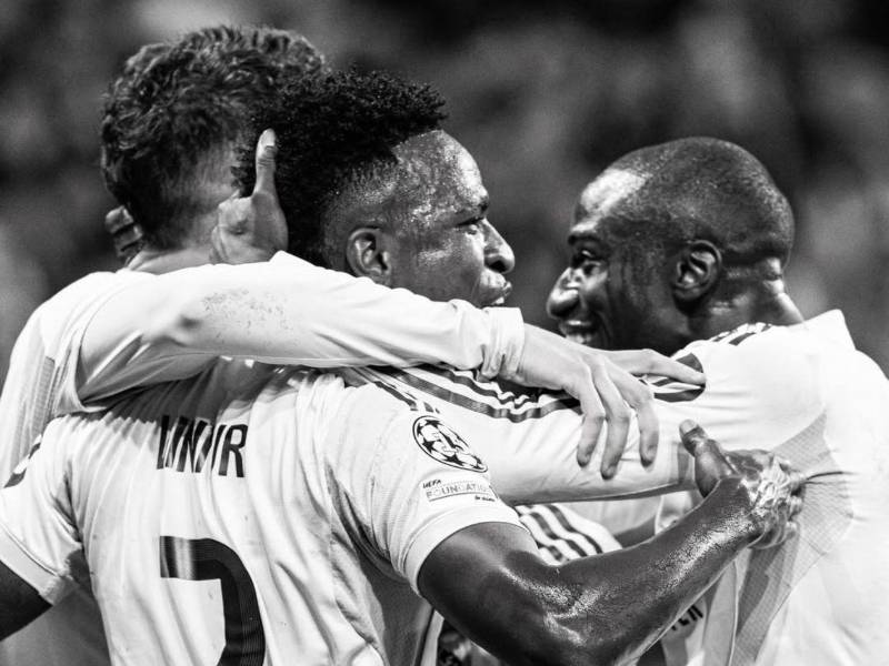 El Real Madrid podría recibir una noticia inesperada en medio de su complicada temporada, ya que una de sus figuras estaría considerando poner fin a su carrera profesional tras sus constantes problemas físicos.