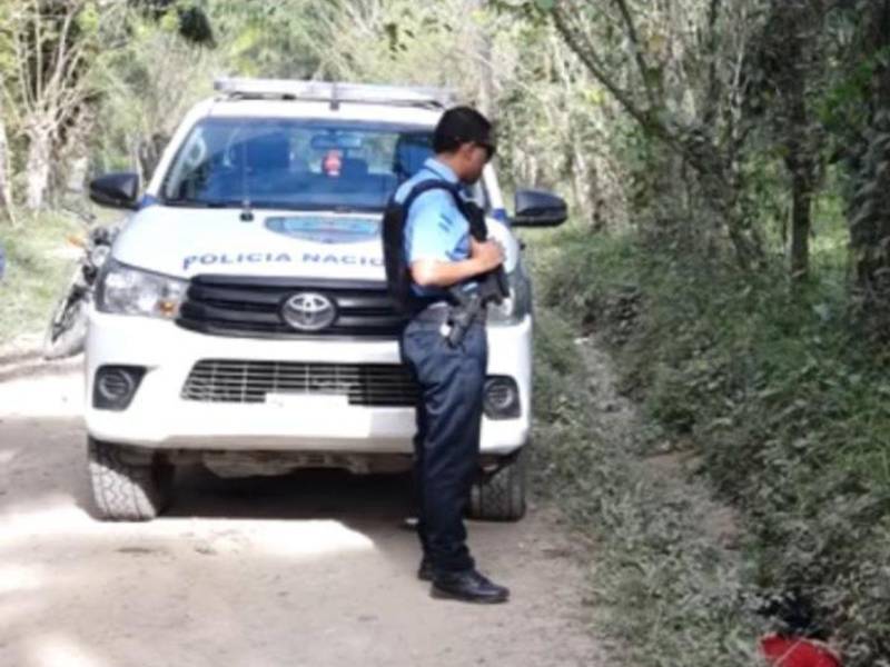 La Policía Nacional llegó hasta el lugar de los hehos.