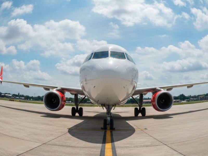 La aerolínea colombiana Avianca anunció este sábado que ofrecerá opciones de retorno sin costo