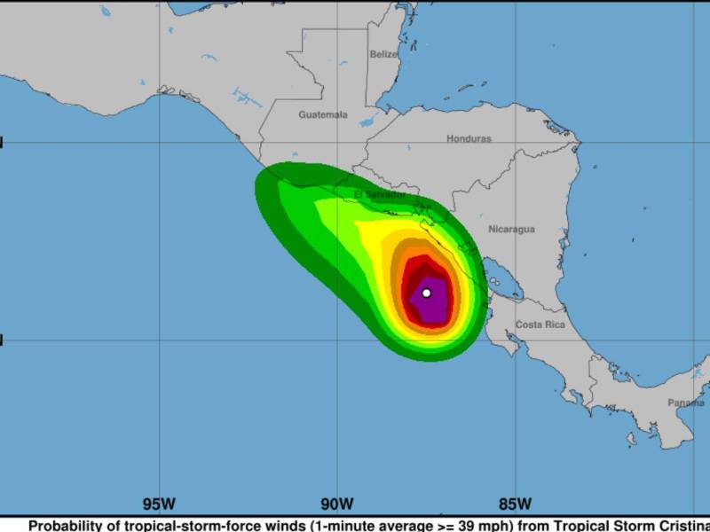 El mapa del<a rel=nofollow noopener noreferrer href=https://www.nhc.noaa.gov/refresh/graphics_ep3+shtml/081744.shtml?tswind120#contents target=_blank> Centro Nacional de Huracanes</a> muestra la probabilidad de que se registren vientos con fuerza de tormenta tropical durante los próximos cinco días por la cercanía de Cristina. Las mayores posibilidades se concentran alrededor del centro del sistema, frente a las costas de Nicaragua, mientras el área de influencia se extiende hacia El Salvador y el sur de Honduras, donde podrían presentarse ráfagas fuertes y un aumento de las condiciones lluviosas.