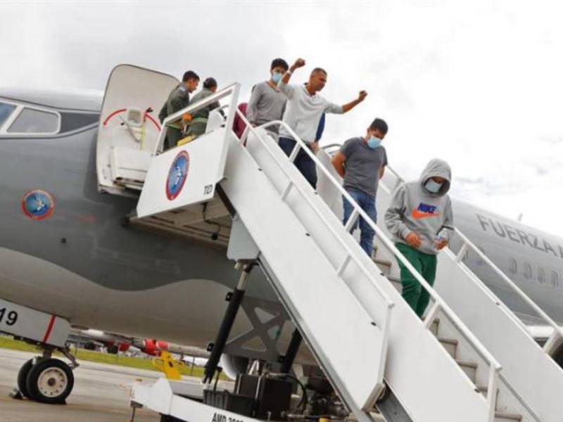 La cifra de deportaciones supone 322 personas más que las 3.387 registradas en enero de 2025.