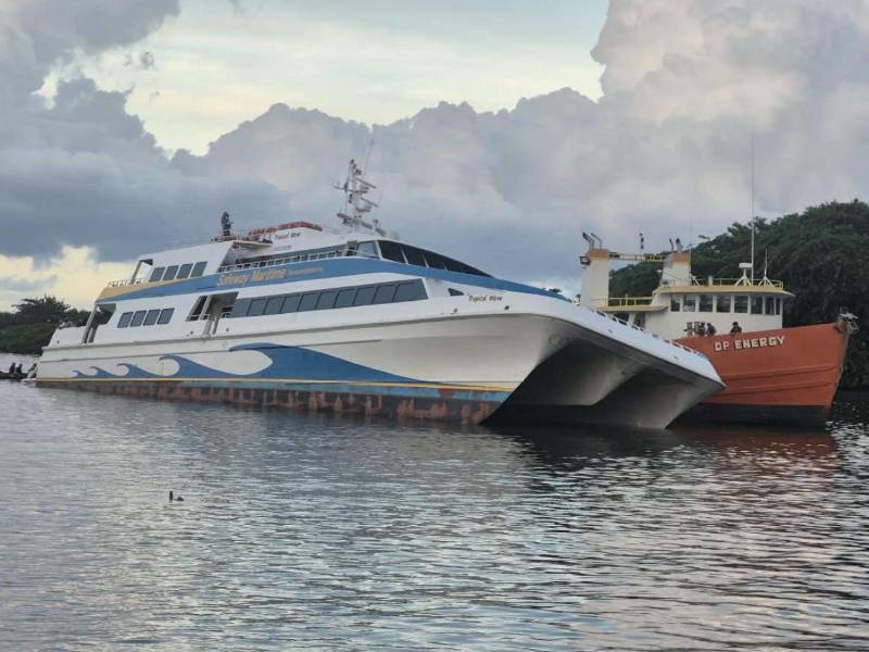 El Tropical Wave sufrió el incidente durante el viaje de las 2:00 de la tarde en La Ceiba.