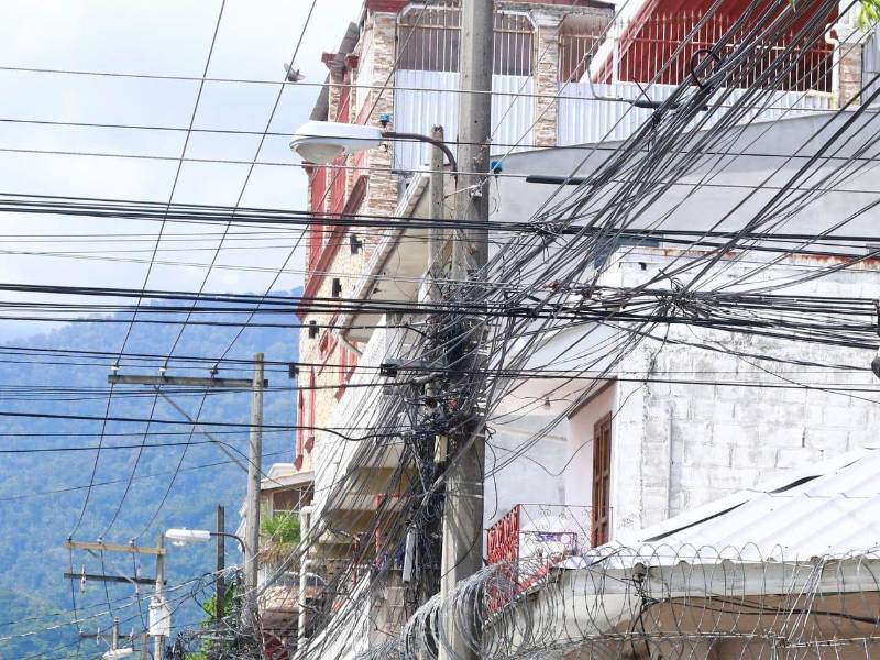 Comerciantes y vecinos del barrio Lempira, en San Pedro Sula, exigen mayor presencia policial para evitar nuevos incidentes.
