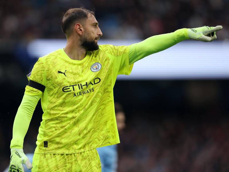 Donnarumma hizo su debut con el Manchester City en la Premier League.