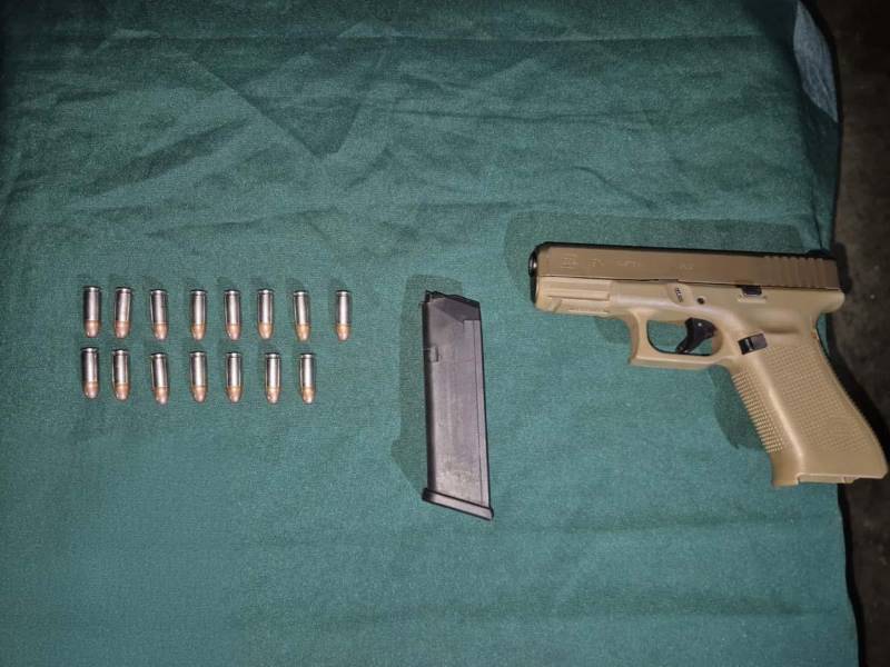 <b>El arma de fuego calibre 9 milímetros fue decomisada.</b>