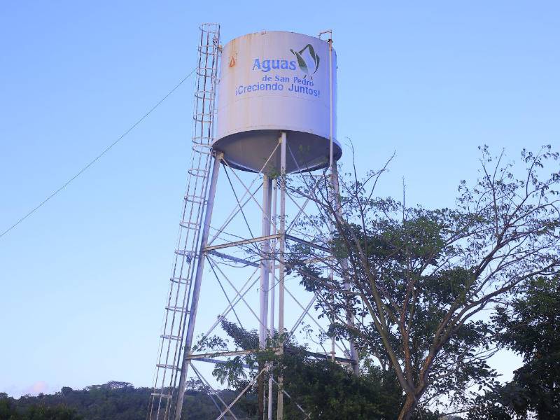 Suspensión eléctrica provoca interrupción del servicio de agua en varias zonas de San Pedro Sula