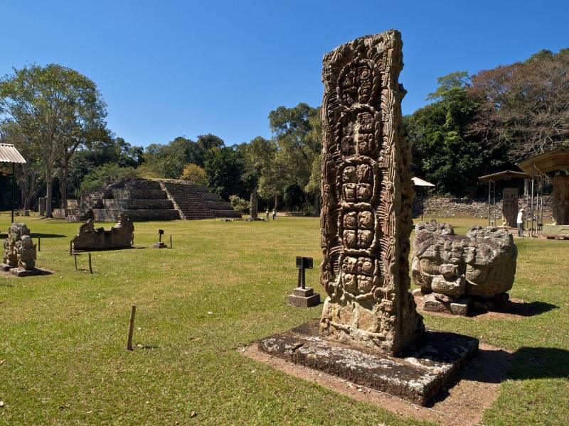 El turismo tierra adentro también es una gran alternativa para octubre. Muchos viajeros hondureños arman itinerarios para conocer pueblos y monumentos como las ruinas de Copán.
