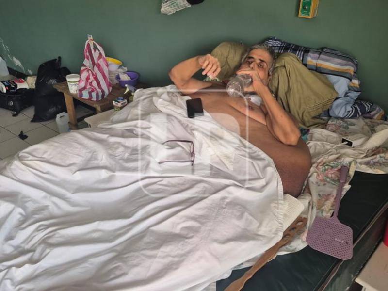 Nasser denunció que su estado físico le impedía abandonar el centro asistencial por sus propios medios y sin el equipo adecuado. Foto: La Prensa.