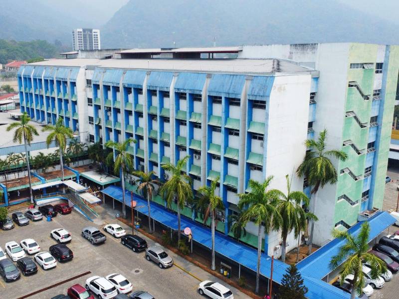 Toma aérea del hospital Mario Catarino Rivas, ubicado en la ciudad de San Pedro Sula.