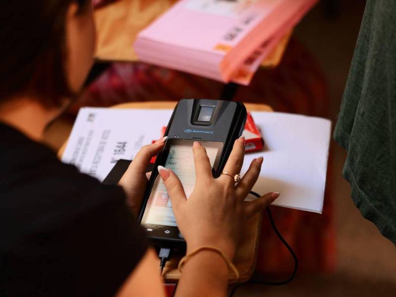 Están listos y operativos 20,000 dispositivos biométricos para las elecciones generales de este domingo 30 de noviembre.