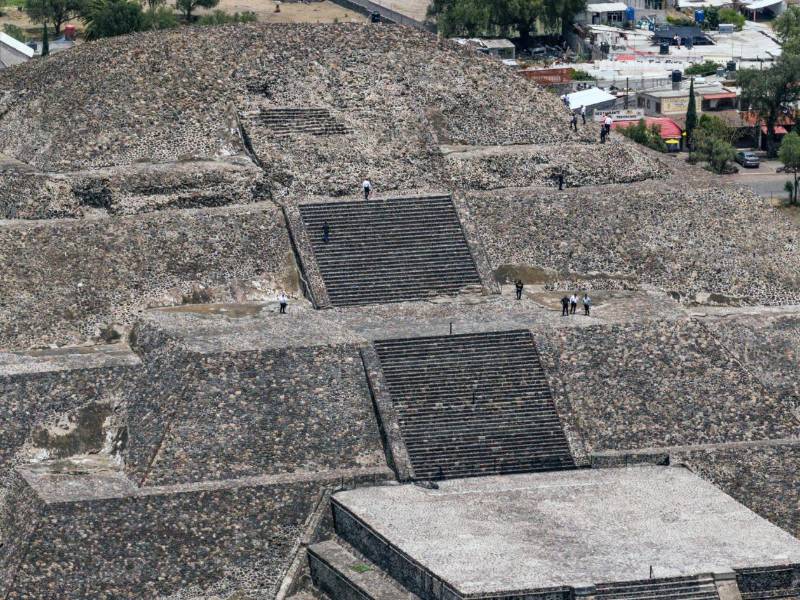La Pirámide de la Luna, tras el tiroteo del lunes que dejó una turista canadiense muerta y 13 personas lesionadas en la Zona Arqueológica de Teotihuacán.