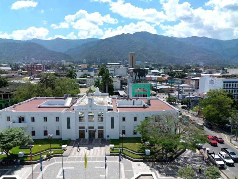 La Corporación Municipal también cancelará la licitación del fideicomiso y prorrogarlo con la institución bancaria que trabaja actualmente.