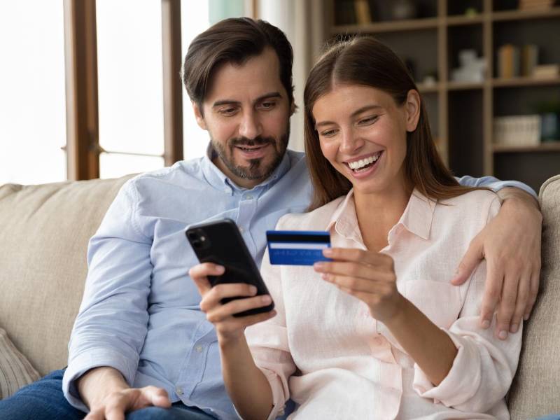 La app de Ginih está diseñada para ofrecer una amplia gama de opciones de comercio.