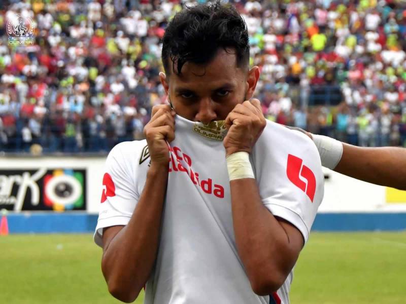 Jorge Álvarez, quien recién se coronó campeón el domingo con el Olimpia, fue convocado para el microciclo que la Selección de Honduras está llevando a cabo en Siguatepeque.