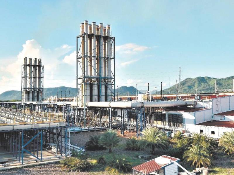 El alto costo de los combustibles y la inestabilidad interna que dificulta las operaciones logísticas se suministro a las plantas de generación térmica se combinan para agudizar la crisis energética.