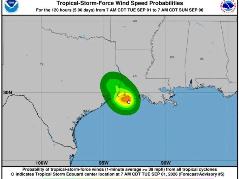 Gráfico difundido por el Centro Nacional de Huracanes de la tormenta tropical Edouard que tocó tierra este martes en la costa del estado de Luisiana.