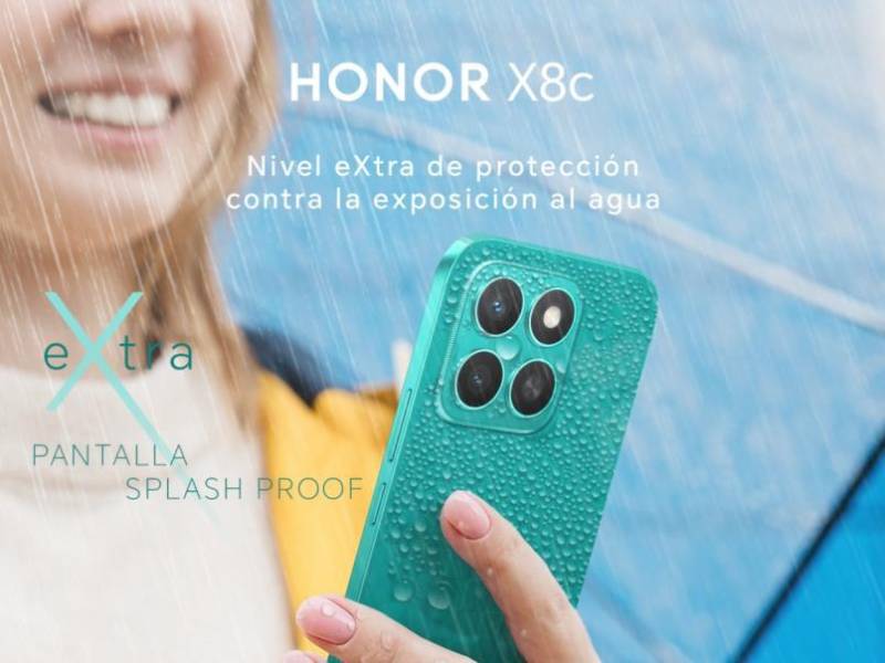 Que la lluvia no sea impedimento para seguir usando tu teléfono con la pantalla a prueba de agua.