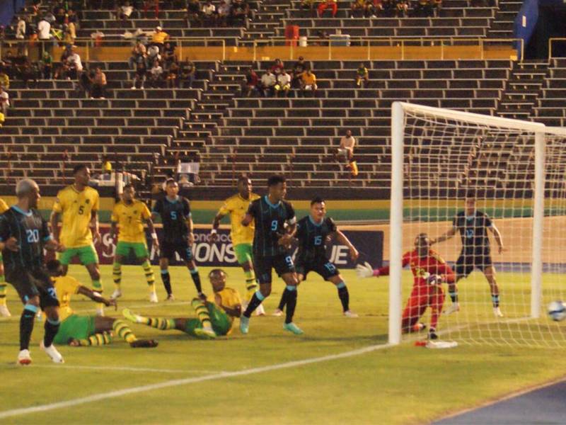 Honduras no pudo ante Jamaica y comenzó con pie izquierdo en la Nations League.