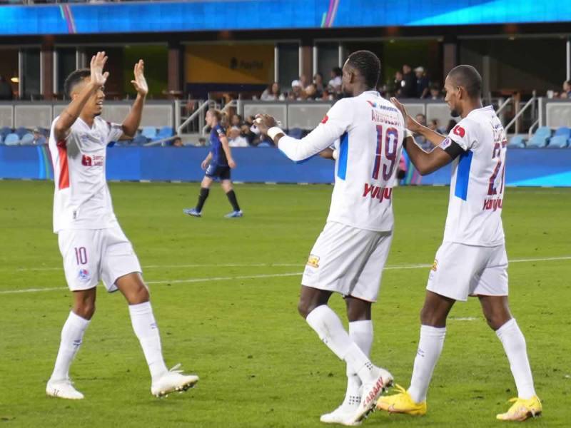Jerry Bengtson y Yustin Arboleda marcaron los goles para el empate del Olimpia contra el San Jose Earthquakes de la MLS en el amistoso en Estados Unidos.