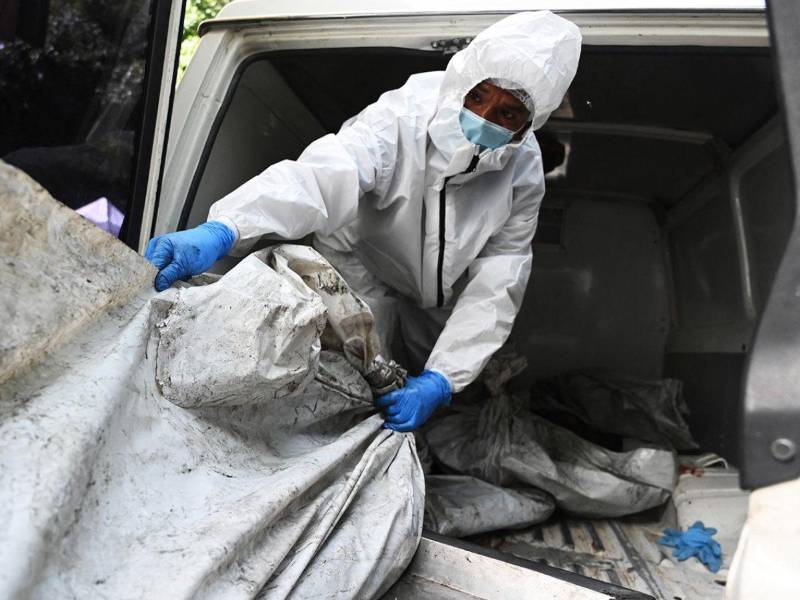 Un día después de la horrenda matanza que cobró la vida de 46 privadas de libertad en la Penitenciaría Nacional Femenina de Adaptación Social (PNFAS), los detalles que van saliendo a la luz son aterradores.