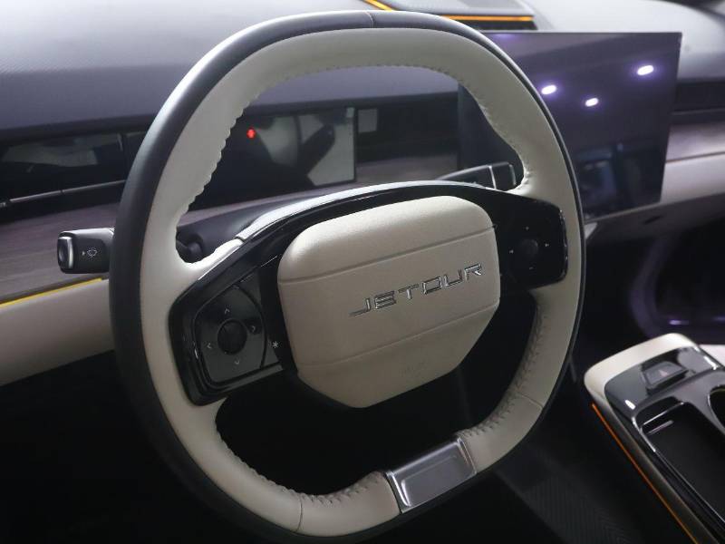 El modelo Dashing, presenta desde sus acabados en cuero hasta su diseño interior minimalista, ha sido pensado para ofrecer una experiencia de lujo incomparable.