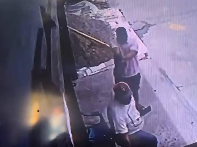 Video del momento en que sicario se acerca y dispara a “El Chino” en Choluteca