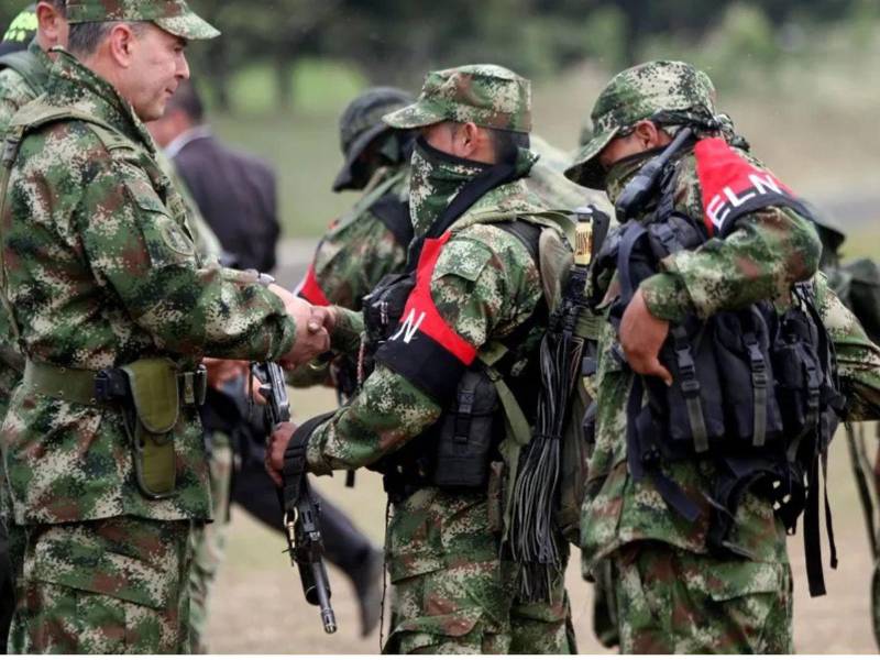 Guerrilleros del ELN en una imagen de archivo.