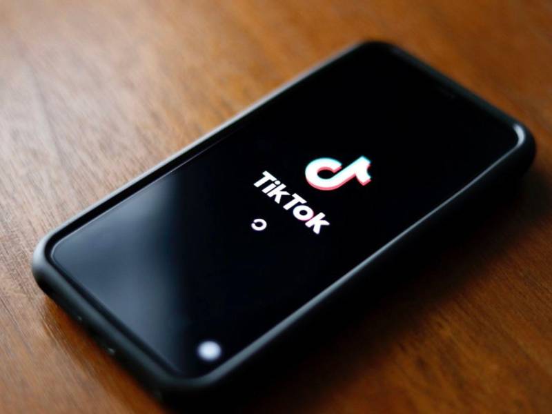 Según los investigadores, TIKTOK contribuyó a expandir el bulo y las teorías conspiranoicas sobre el falso vínculo entre el paracetamol y el autismo.