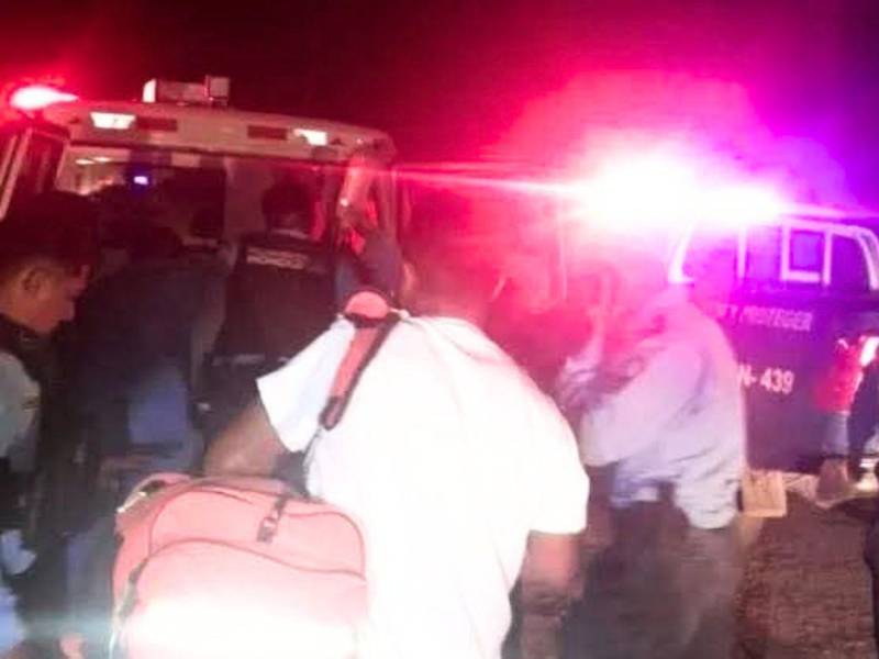 Los tres agentes fueron trasladados a un hospital en Yoro para recibir atención médica tras las heridas sufridas durante el operativo.
