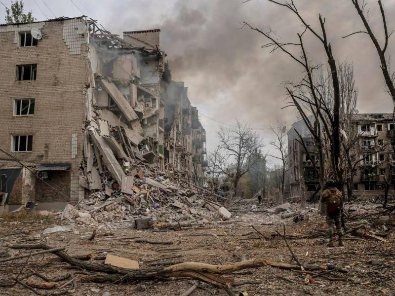 Daños en la ciudad Kostiantynivka, en la región de Donetsk, tras un ataque ruso este martes.