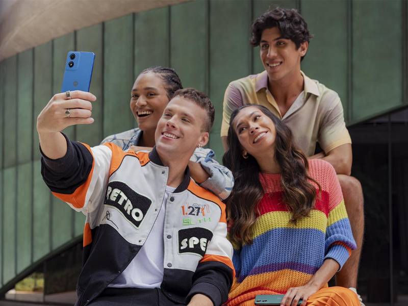 <i>Explora los Días Moto en Jetstereo y sumérgete en la revolución tecnológica. Con la calidad garantizada de Motorola y los beneficios exclusivos de Jetstereo, cada compra se convierte en una experiencia única.</i>