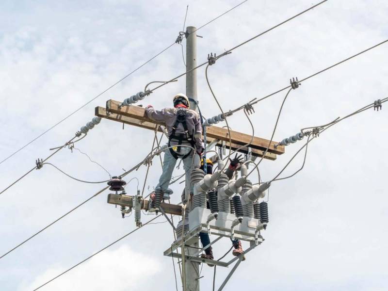 Varias colonias de San Pedro Sula tendrán una interrupción temporal del servicio de energía eléctrica este lunes 17 de agosto, debido a trabajos de mantenimiento programados en la red de distribución.
