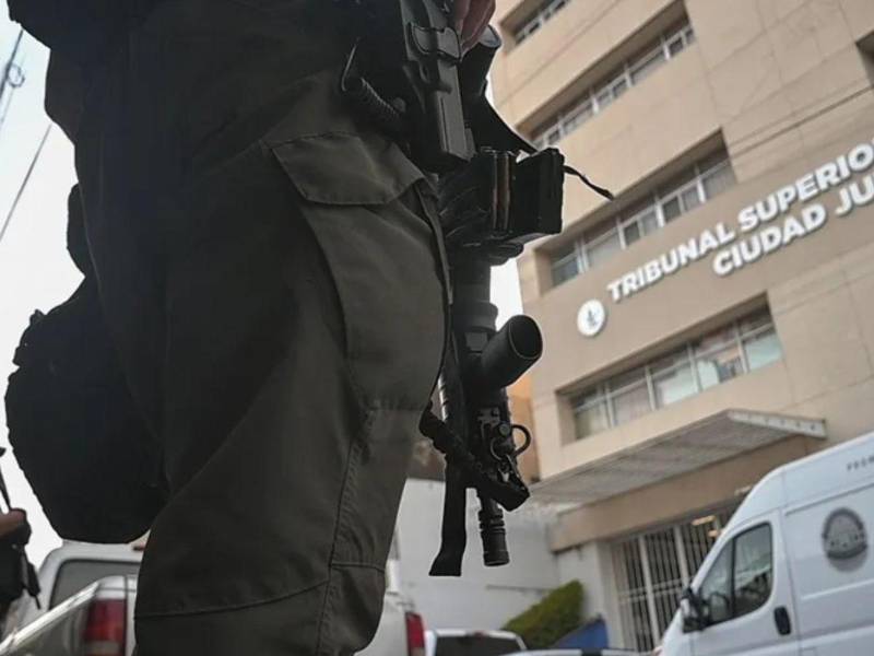 Grupo Especial de Seguridad Privada (GESP) que custodian el Tribunal Superior de Justicia Ciudad Judicial, en Cuautla, en Morelos (México).