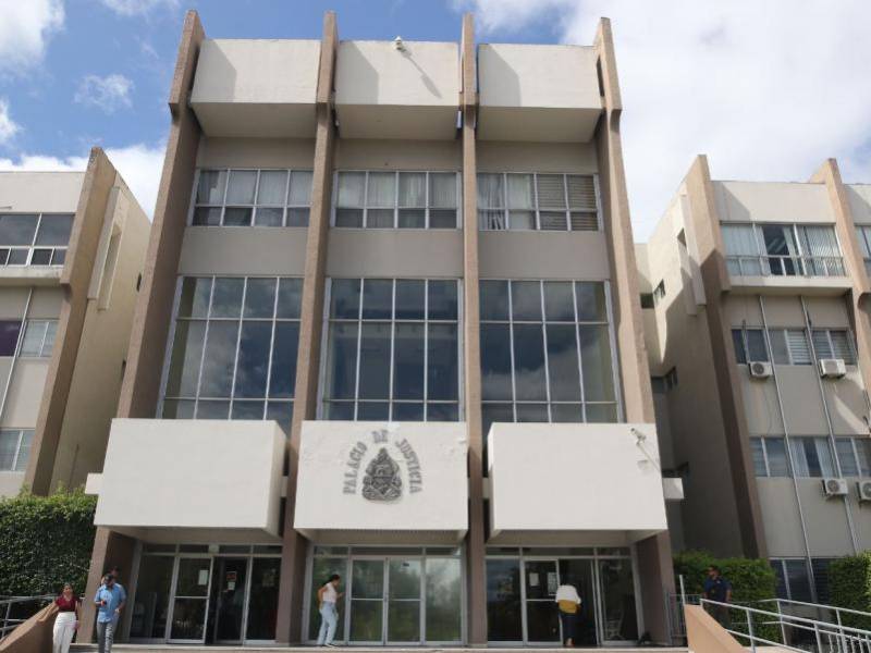 El recurso de amparo fue interpuesto en la Sala Constitucional de la Corte Suprema de Justicia.