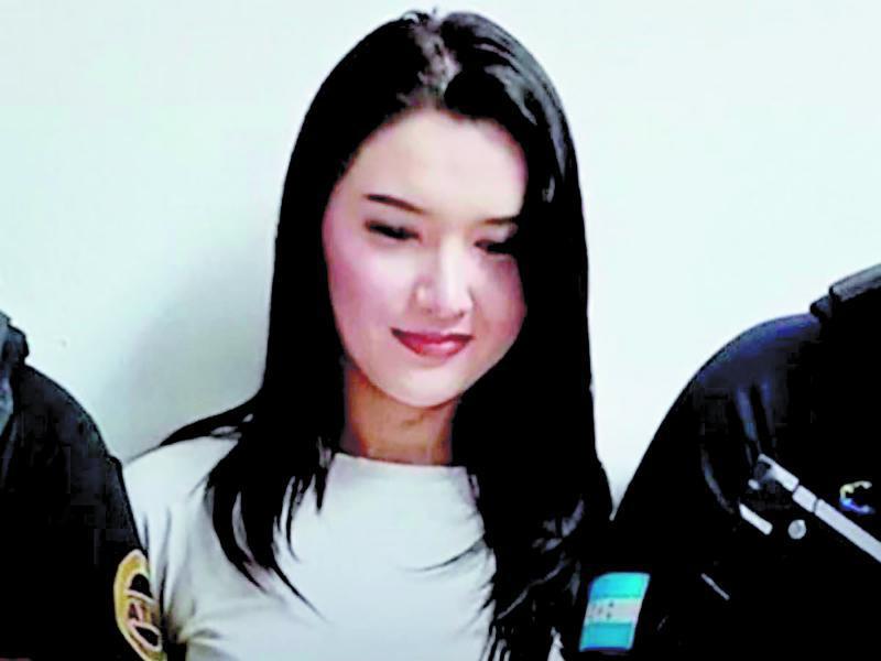 Giro en caso de la madrastra señalada por delitos contra sus hijastros