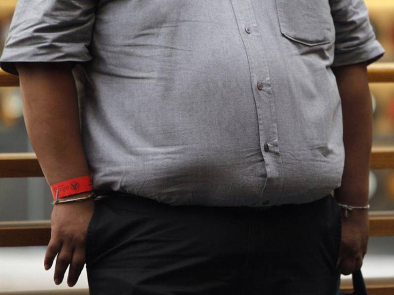 Niveles elevados de inflamación en el organismo están relacionados con un mayor riesgo de enfermedad cardíaca, incluso en adultos con niveles normales de colesterol.