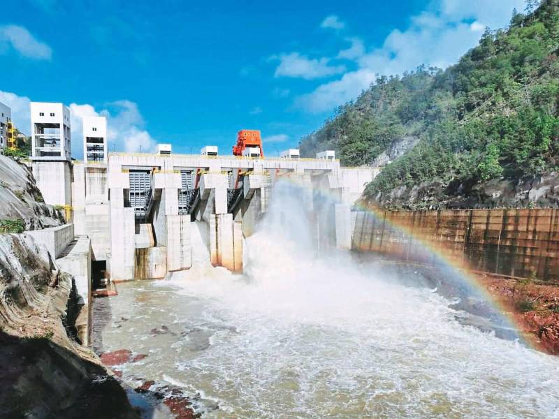 La represa hidroeléctrica Patuca III está ubicada en el departamento de Olancho.