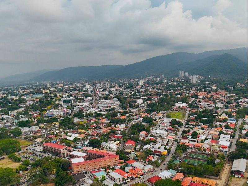 San Pedro Sula es la ciudad de Honduras que mayor crecimiento está teniendo en edificios verticales.