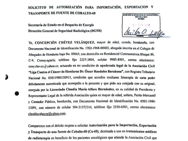 Fotografía de la solicitud para el ingreso de la fuente de Cobalto con firma de recibido en septiembre de 2025.