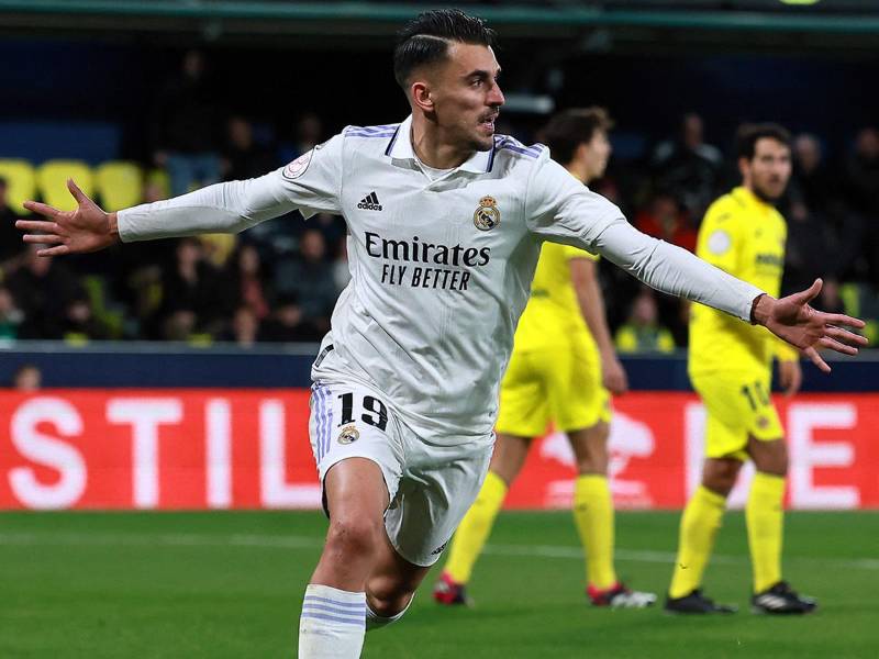 Dani Ceballos celebrando su gol para la remontada del Real Madrid contra el Villarreal.