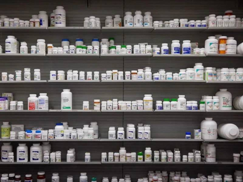 Medicamentos en una farmacia estadounidense en una imagen de archivo.