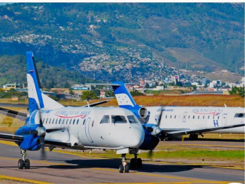 Aerolíneas Sosa tiene más de 40 años de operaciones, es una de las aerolneas nacionales que conecta a Tegucigalpa, San Pedro Sula, La Ceiba y Roatán.