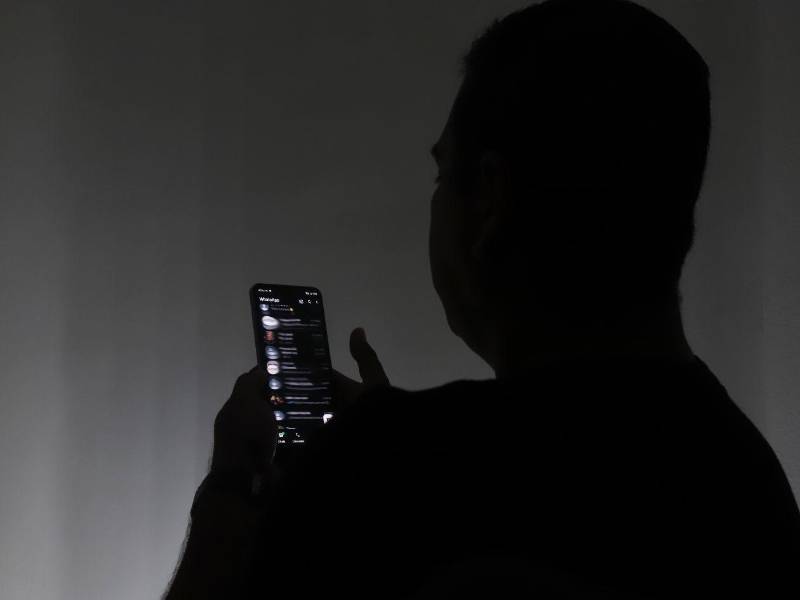 La falta de empleo y la necesidad económica de muchas personas se ha convertido en el terreno fértil para que los estafadores operen impunemente.