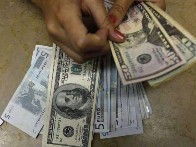 Al cierre de 2025 se proyecta que las remesas rondaran $12,200 millones.