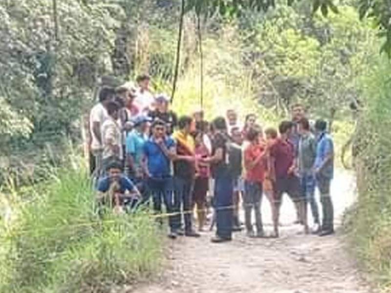 Calle donde fueron emboscados los dos jóvenes.