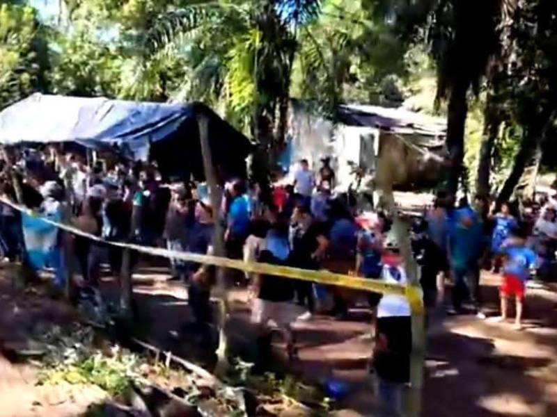 Los pobladores se rehúsaban a abandonar la zona.