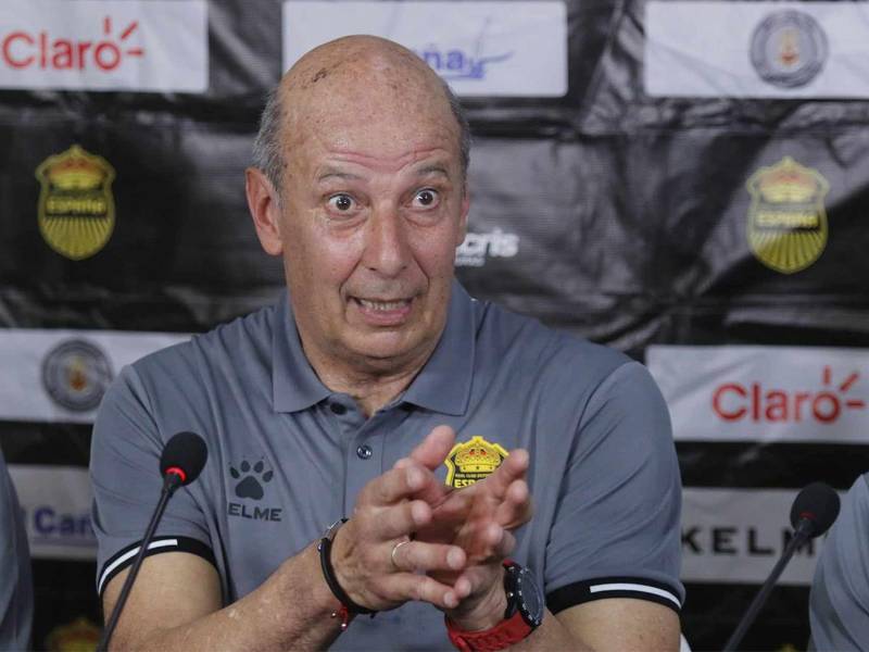 Miguel Falero brindó este día una conferencia de prensa.