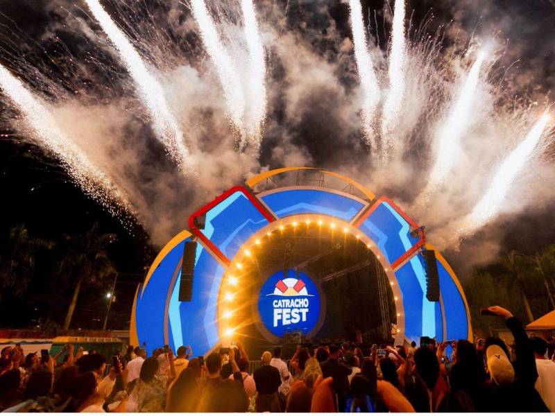 Salvavida conmemoró sus 110 años de trayectoria con la realización del Catracho Fest en San Pedro Sula, un evento que celebró la música y la identidad hondureña.