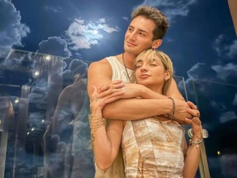 El hijo de Niurka Marcos y la ex participante de La Casa de los Famosos protagonizan uno de los romances más criticados del espectáculo.